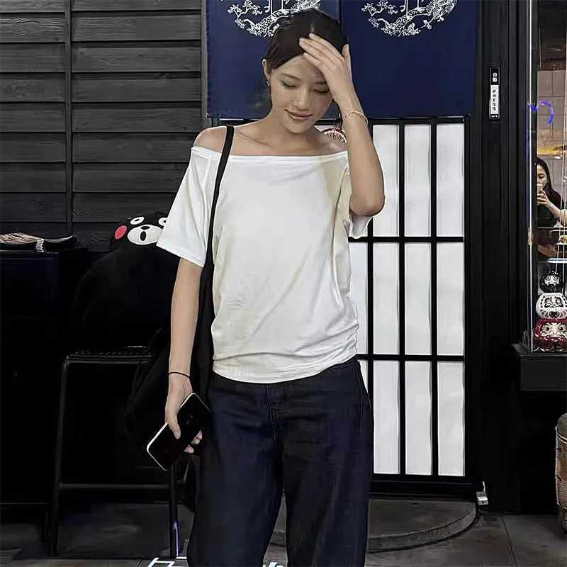 1pcs Summer Women Basic Model Solid Color T-Shirt Lady Short-Sleeved Skew Collar t-Shirt Female Street Style Sexy Slim Fit TeeT260317