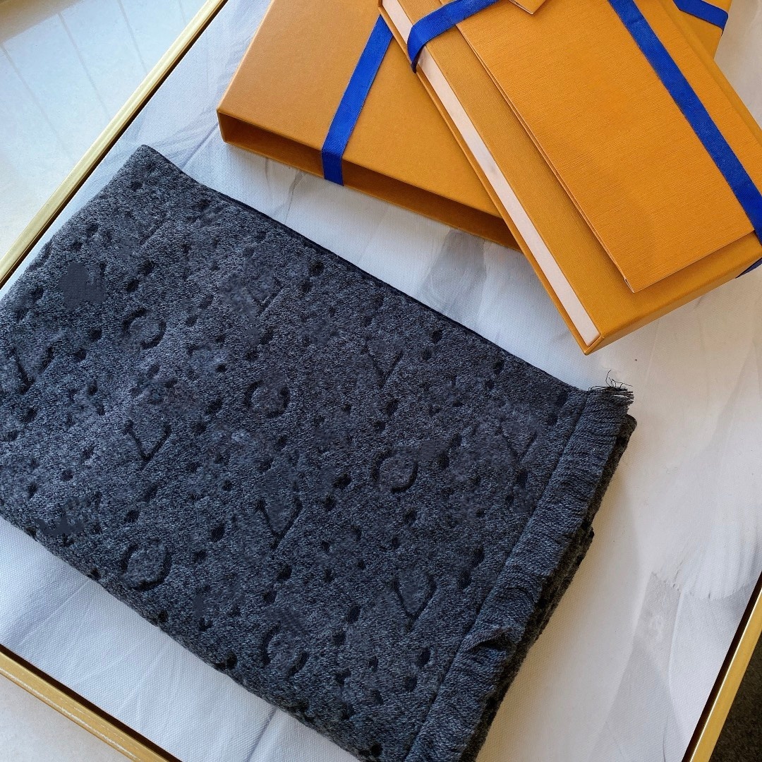 Brand designer scarf Luxury Scarf Cashmere Thick Shawl Men Women Long Winter with Tassel Bufanda Foulard Fashion