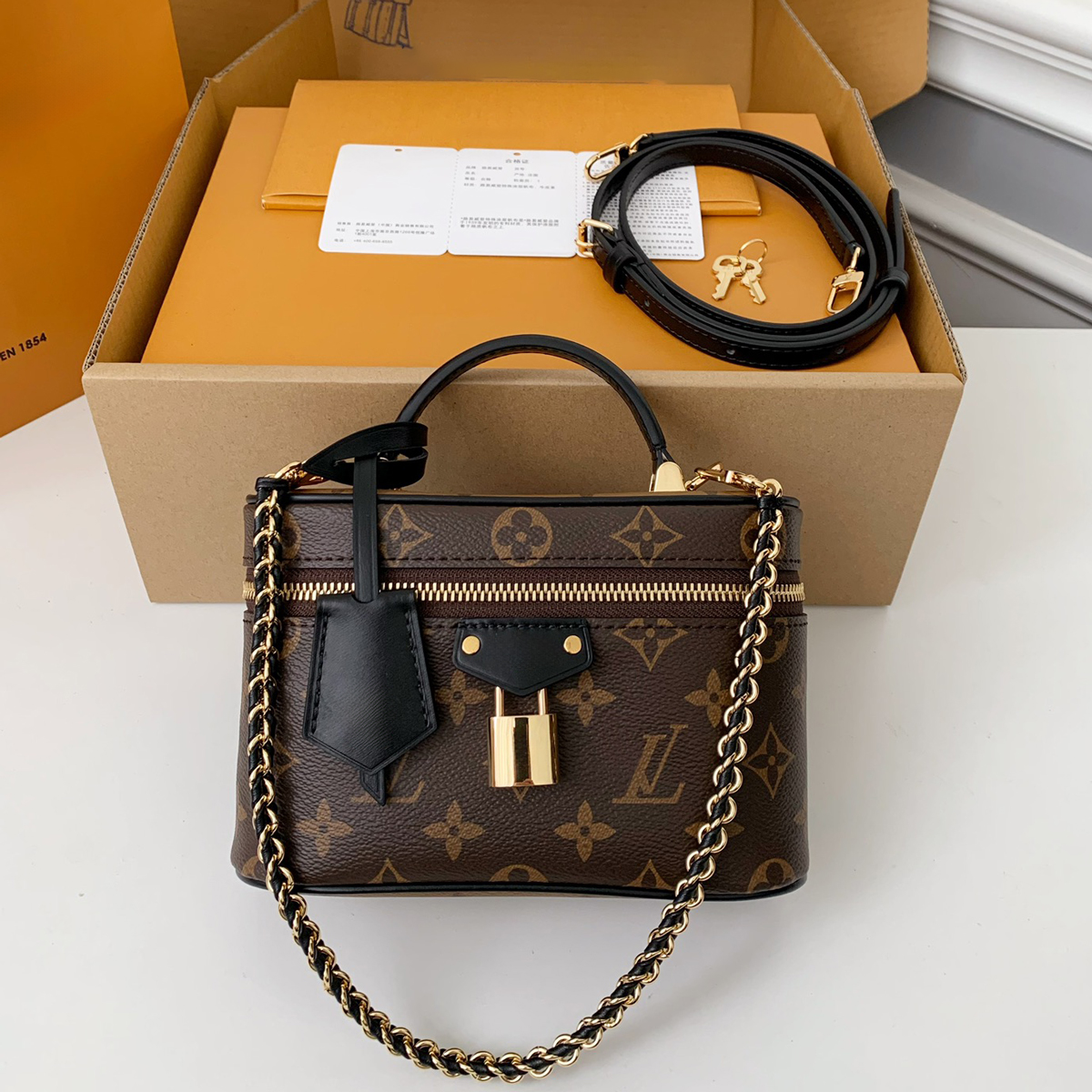 Makeup bag designer bag luxury bag women's shoulder bag fashionable banquet makeup storage box classic small square bag