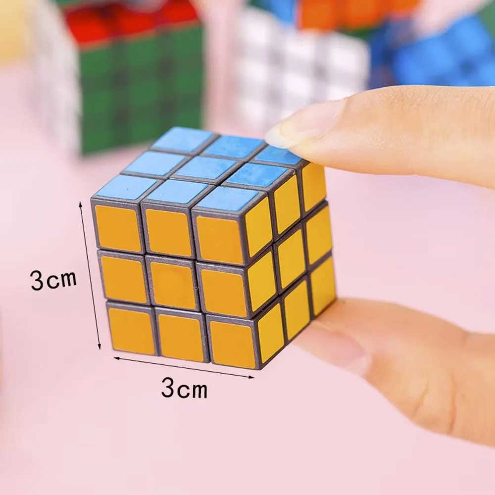 10-50Pcs Mini 3cm Magic Cube Children Educational Toys Kindergarten Prize Kids Birthday Party Favors Goodie Fillers Gift H260314