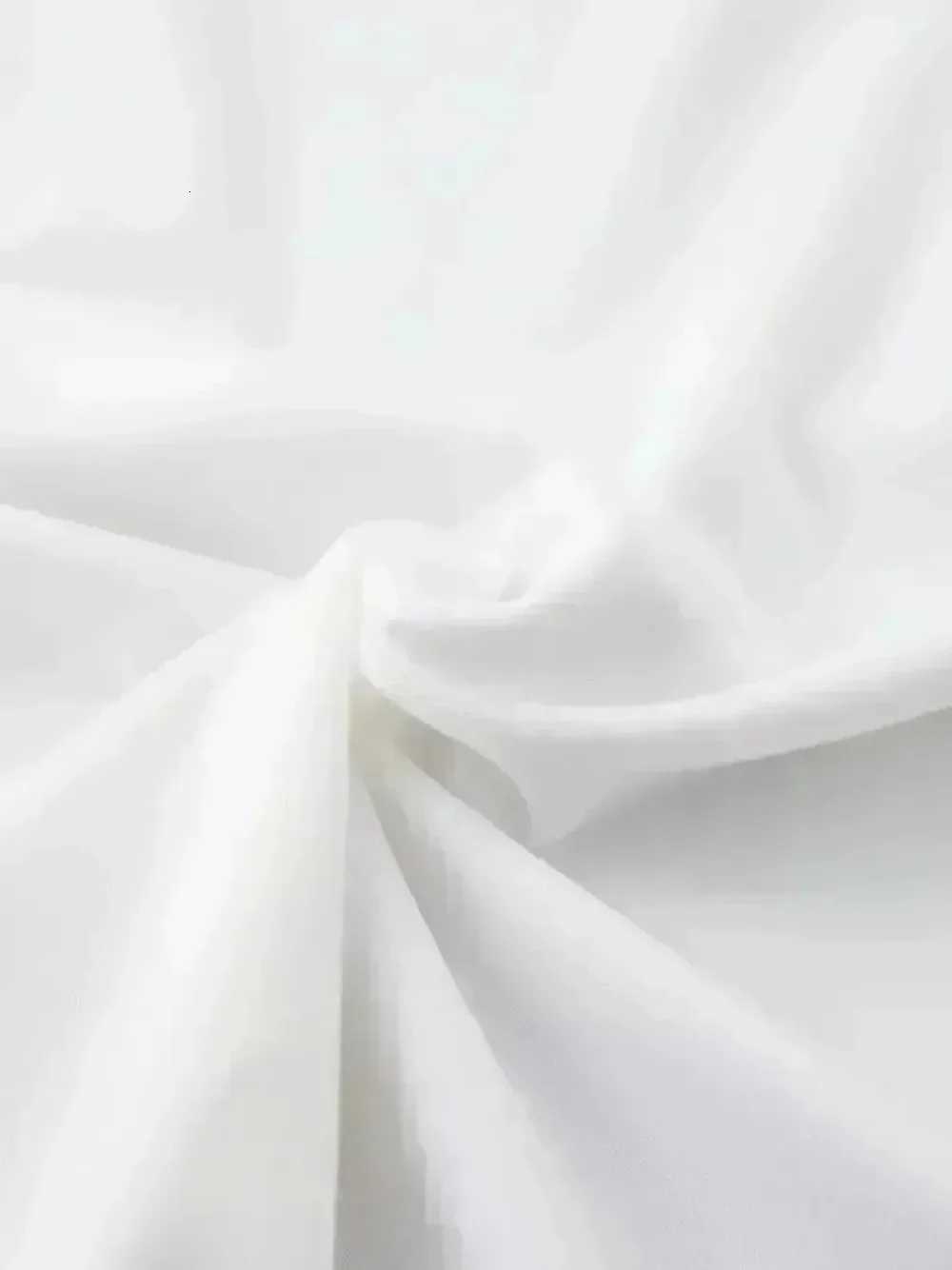 Spring Summer New WomenS Crew Neck Golden Cherry Print Casual T-Shirt Fashionable Cool Short Sleeve for Summer Womens T-shirtT260317