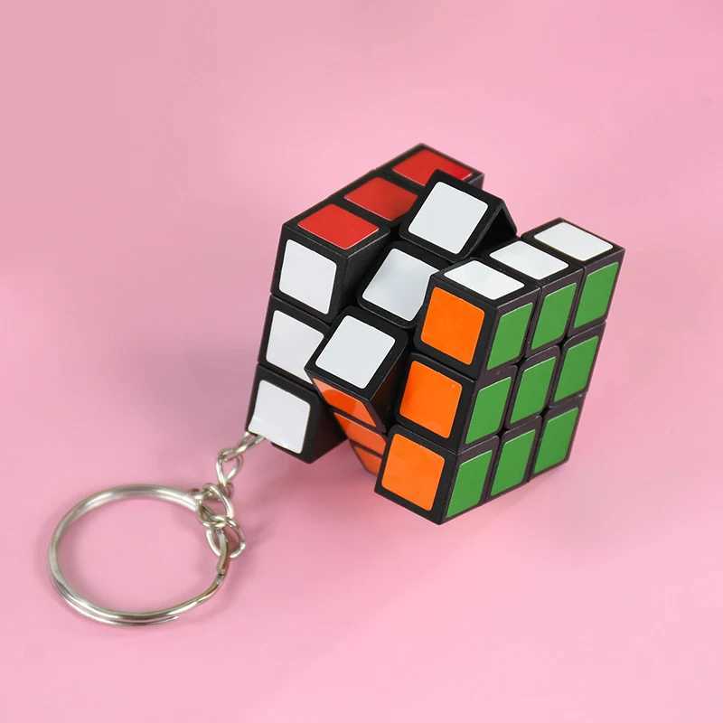 10/5Pcs Mini 3cm Magic Cube Keychain Backpack Pendant Educational Toys For Kids Birthday Party Favors Goodie Bag Pinata Fillers H260314
