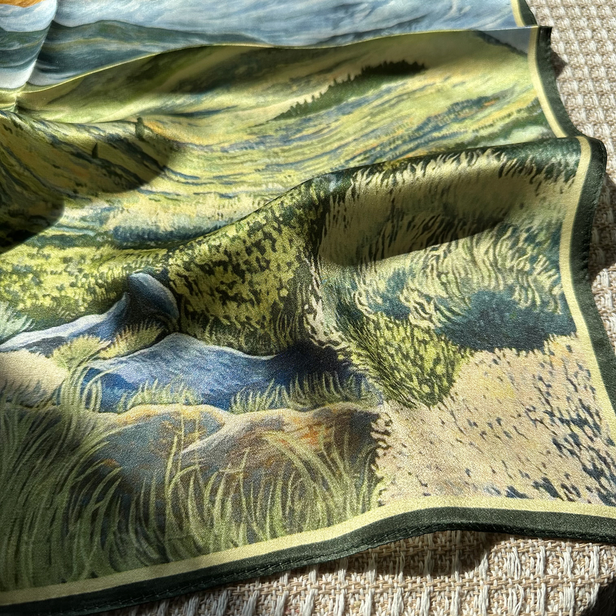 Green oil painting style rural elegance pure silk scarf for women in autumn and winter. 100% mulberry silk. 53cm small square scarf. Warmth for neck p