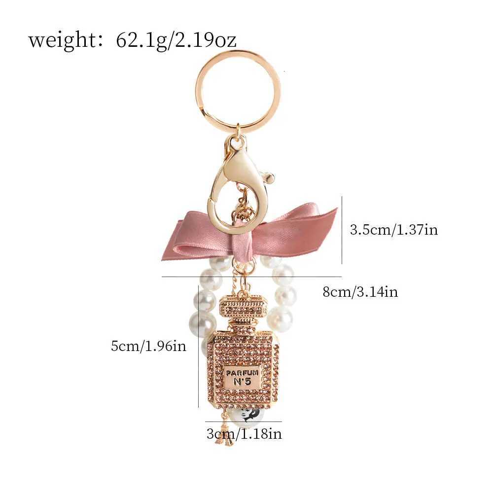 4PCS Fashion Perfume Shape Keychain Ribbon Bow Knot Key Rings Decoration Gifts Imitation Pearls Tassel Key Buckles Friends Gifts H260318 - view 3