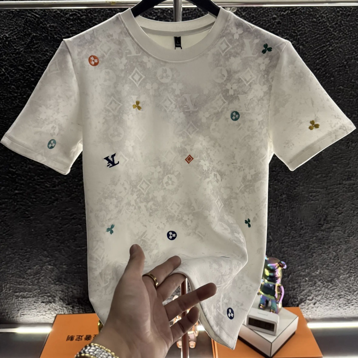 Luxury Brand Designer 2026 Spring/Summer New Fashion Men T-Shirt Short Sleeve Versatile High-Quality Fashionable T-Shirt Short Sleeve