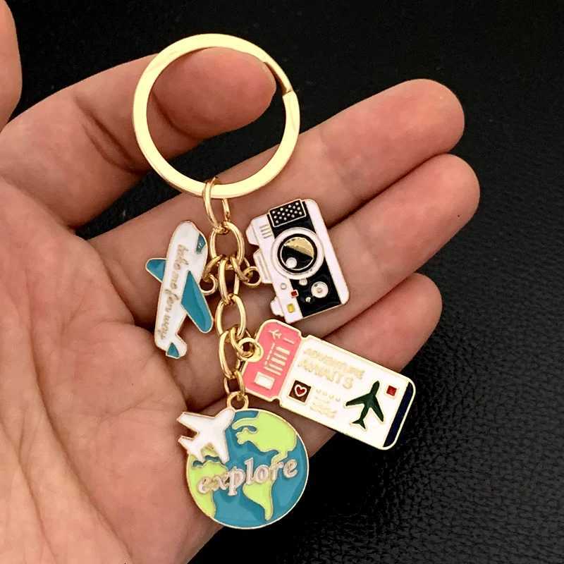 Cute Enamel Keychains Cartoon Explore Earth Plane Key Rings Camera Sign Pendants For Women Men Friendship Gifts Handmade Jewelry H2603181 - view 3