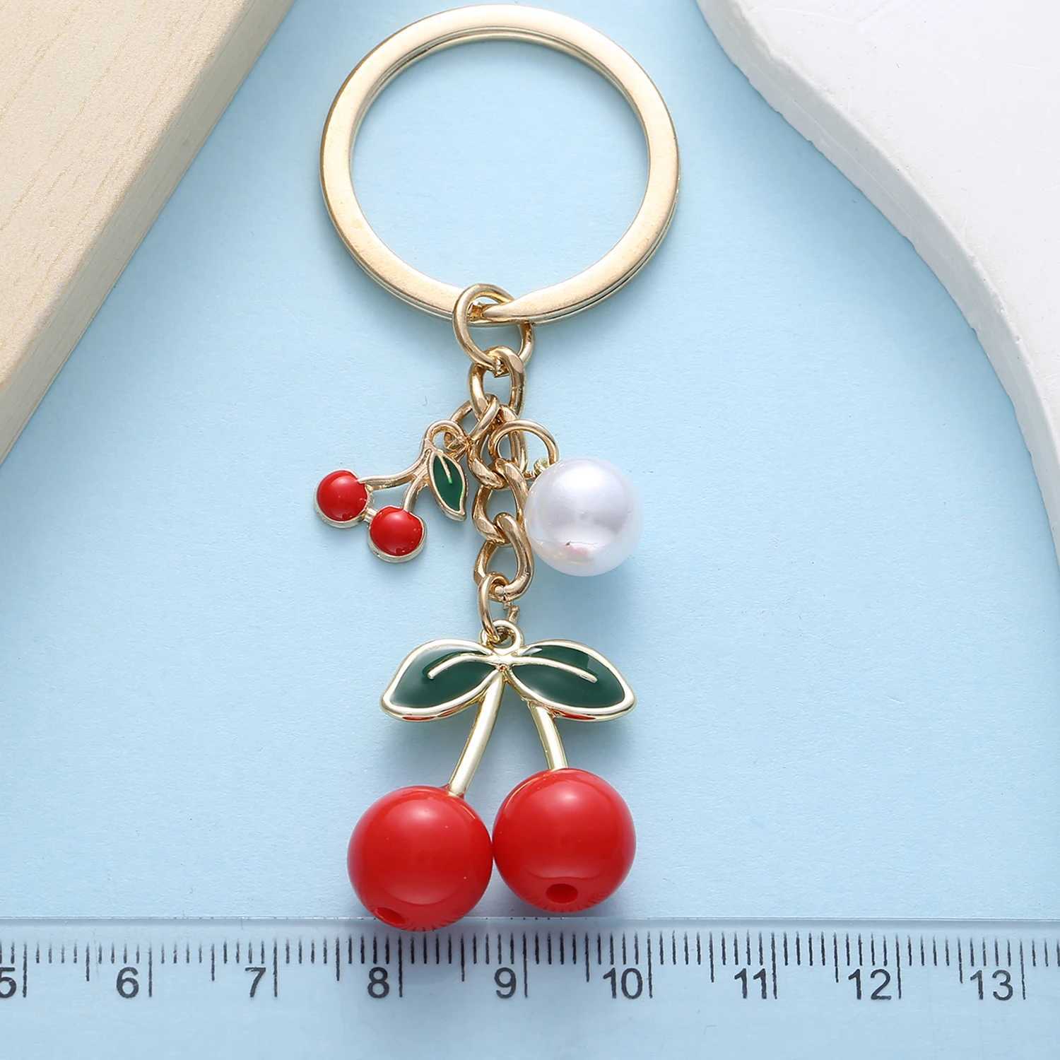 1pc Funky Cherry Keychain Simulation Cherry Design Fashion Car Key Ring With Green Leaves Pendant Women Girls Gift H260318 - view 6