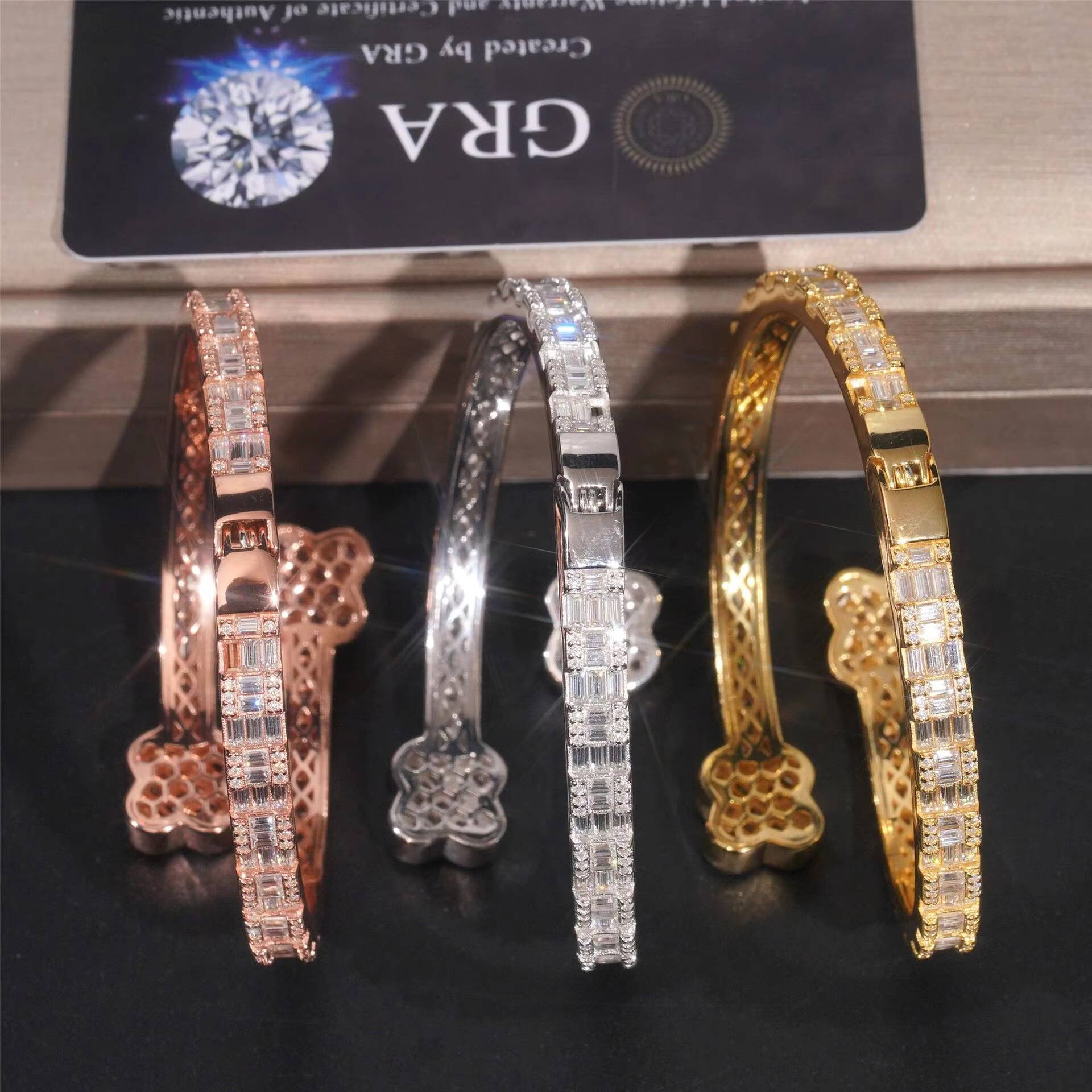 Iced Out S925 Silver Four Leaf Clover Design VVS Moissanite Diamond Bracelet Fine Jewelry Passes Diamond Tester