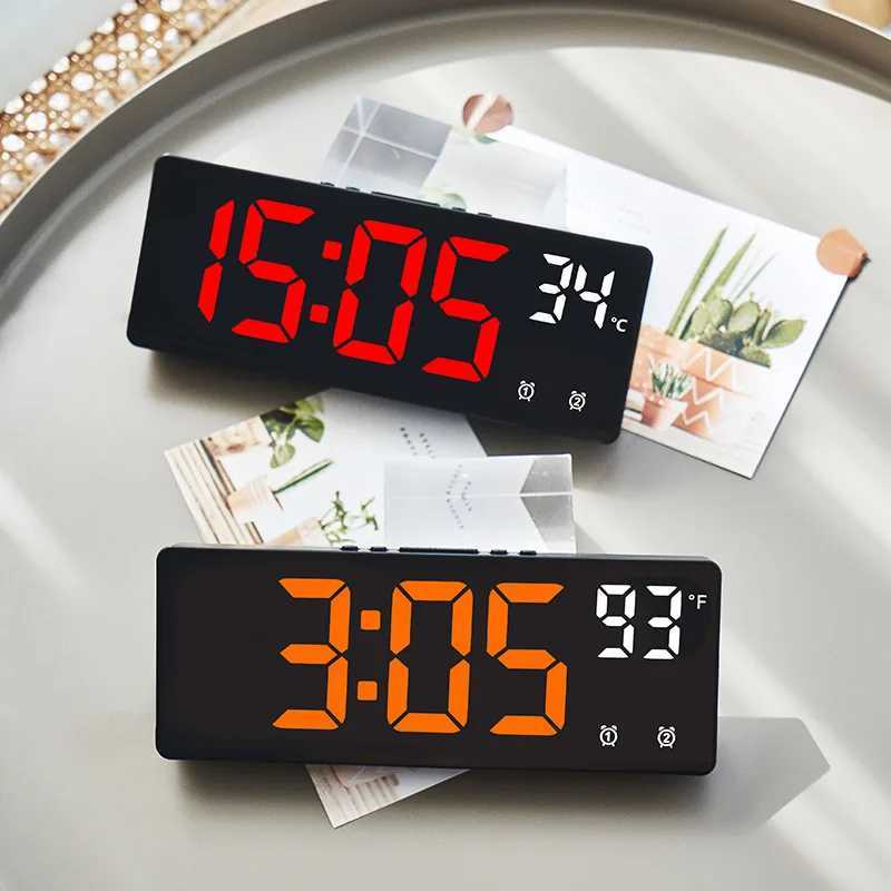 Creative Number Clock Color Nightlight Temperature Calendar Alarm Clock LED Large Number Electronic Clock Backlight Home Decor D260318