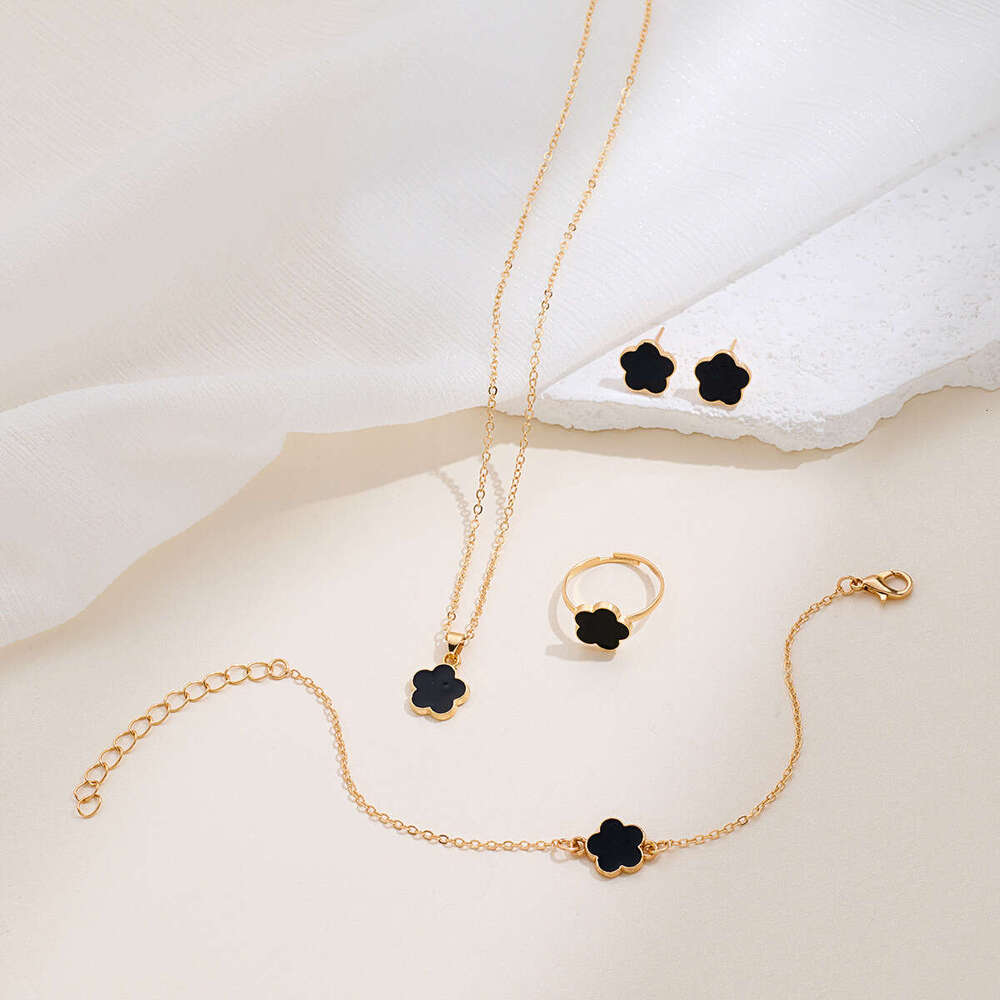 Necklace Bracelet Ring Earring New 4 Piece Set Of Five Leaf Flower Women Simple Petal Necklace Four Leaf Clover Jewelry Set Jewlery Designer For Women - view 4