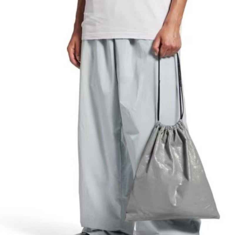 26FW Paris luxury high-quality cowhide gray letter Shopper Dust handbag garbage bag fashion show street fashion