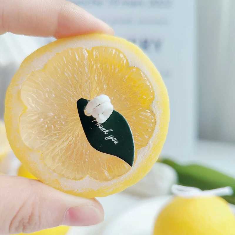 Handmade Lemon Scented Soy Wax Candle - Home Decor Souvenir Hand-Poured Fragrance for Atmosphere Decoration D260318