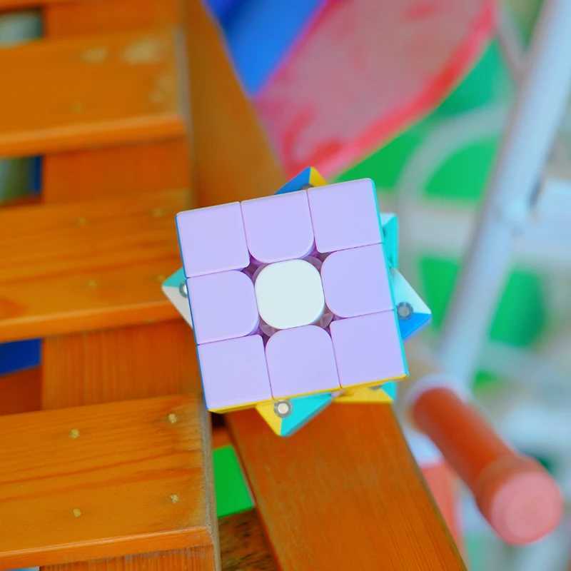 3x3 Speed Cube Magic Puzzle Kid Toy Matte Finish Professional Cube Single Magnetic Beginner Cube fBirthday Gift for Boys/Girls H260314