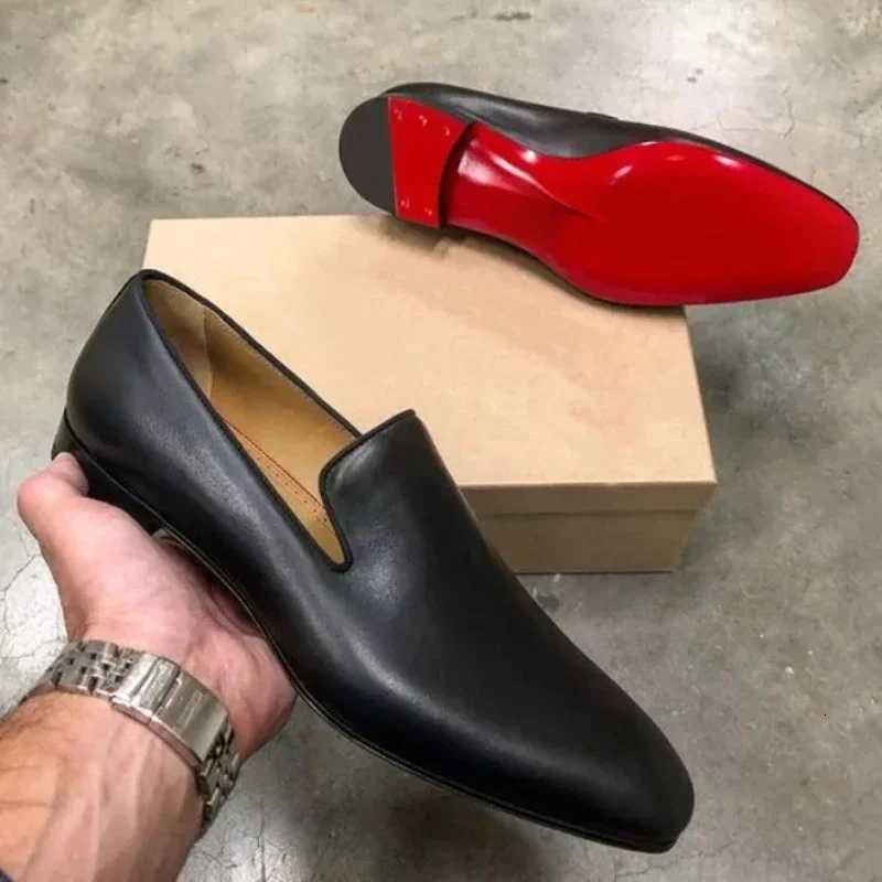 Red Sole Loafers Men Shoes PU Solid Color Fashion Business Casual Party Daily Versatile Simple Lightweight Classic Dress ShoesZ260317