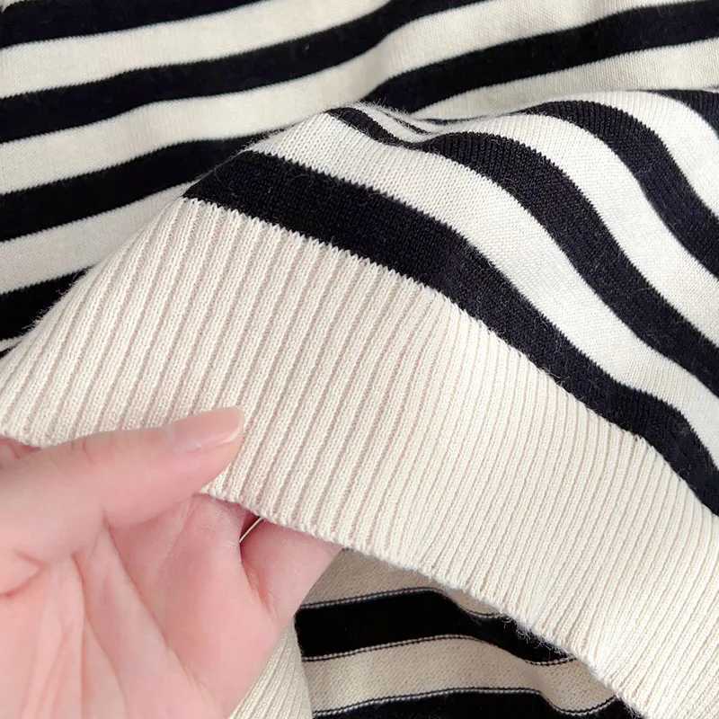 100 Cotton WomenS Striped Color-Blocked Short-Sleeve T-Shirt Slimming And Stylish Versatile Top For Outerwear Or LayeringT260317