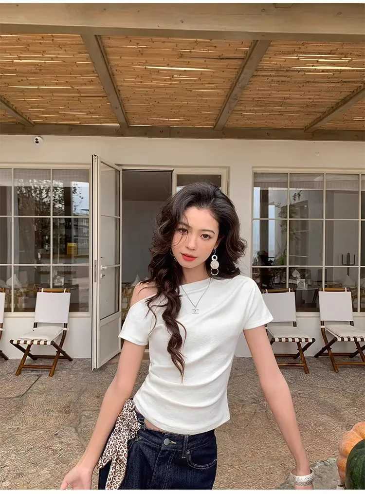 Womens One-Shoulder Short-Sleeved T-Shirt Fitted Stretch Slimming Elegant Top White T-ShirtT260317