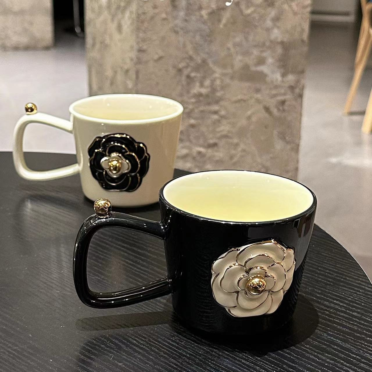 Drinking Utensils Novelty Embossed Camellia Mug 350ML Tableware for Hot Beverages Perfect for Outdoor Use Office Desk Camping Leak Proof Ceramic Cup G