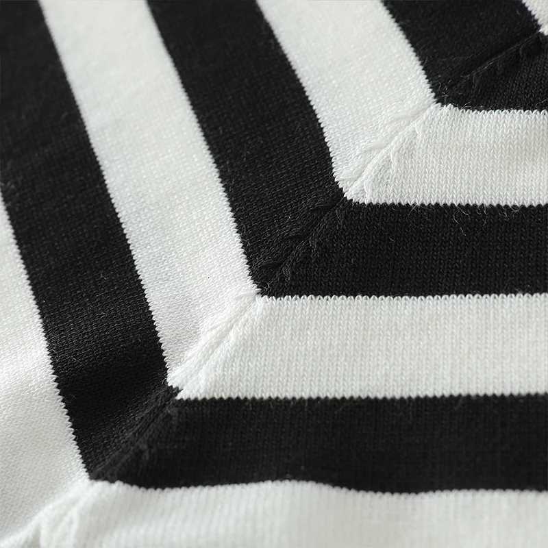 Summer New Short-sleeved Women O-Neck Slim 100 Cotton Striped Pullover Vest T-shirt Knitted Base Casual Comfortable SweaterT260317