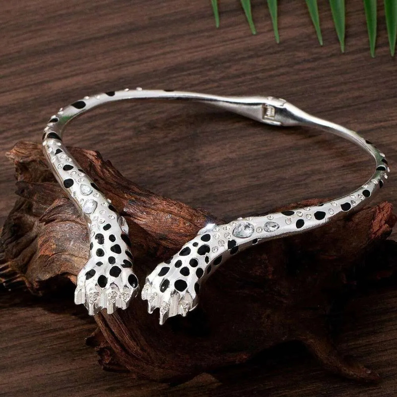 Gold Leopard Print Crystal Necklace Women Men Retro Exaggerated Clavicle Chain Trendy Versatile Daily Gift Jewelry