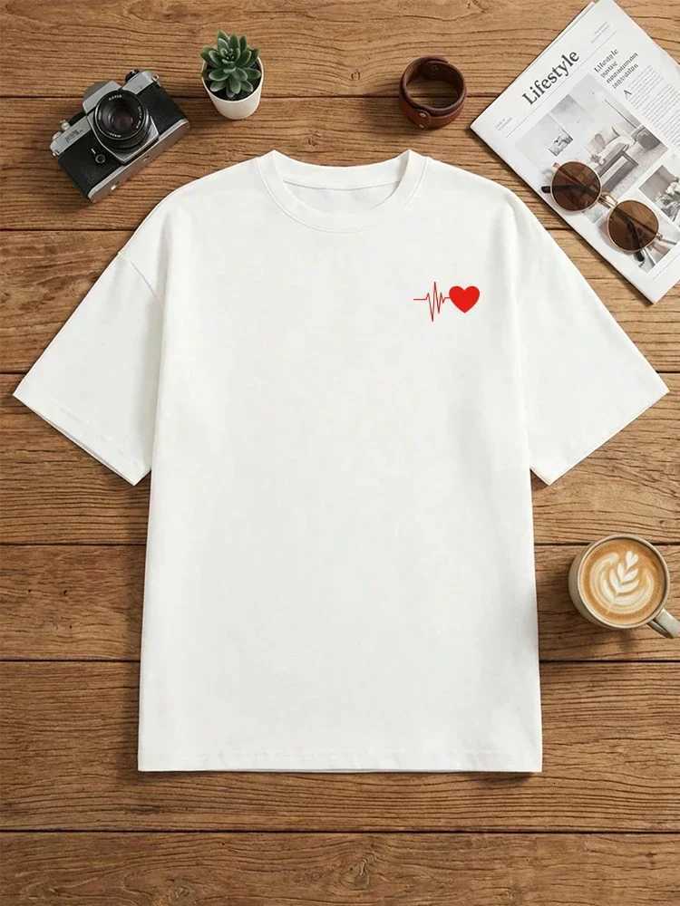 2026 New Trendy Womens T-shirt Classic Black/white Pure Color Short Sleeve Cotton Tees Cute Heart Print Casual TopsT260317