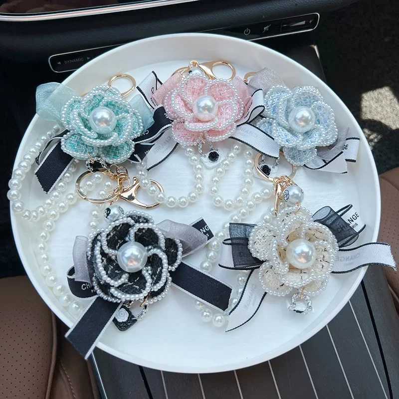 Camellia Bow Bag Pendant Keychain Fashion Pearl Chain Korean Car Keychain Womens Circle H260318 - view 7