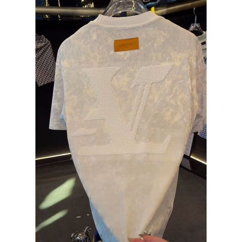 Luxury Brand Designer Summer fashion men short-sleeve t-shirt and versatile shorts set trendy high-end casual outfit stylish and handsome