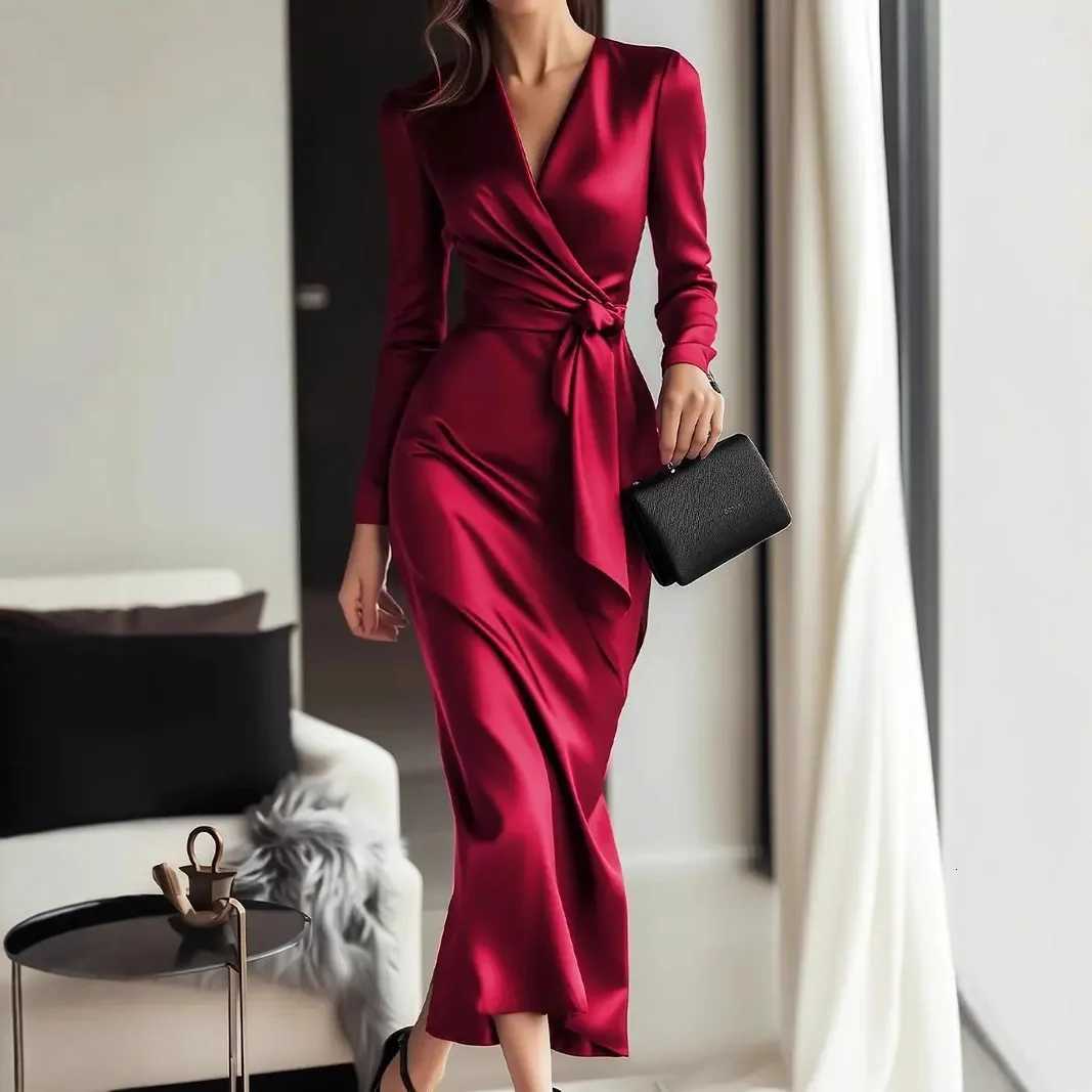 Ele Solid Color Slim Banquet Dress Casual Lady Long Sve Wrap Hips Party Dress Sexy V-neck High Waist Lace Up Satin DressXJ260318