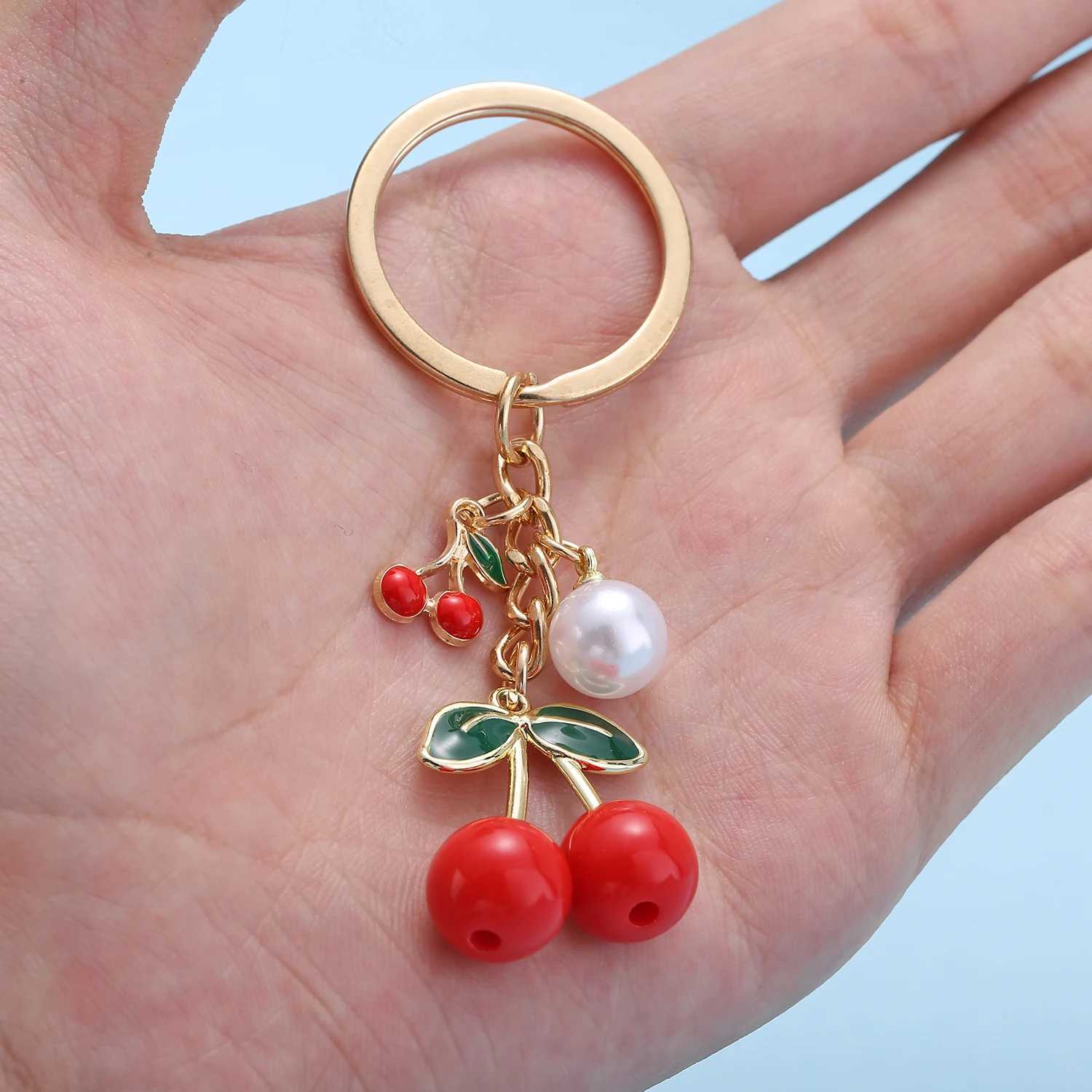 1pc Funky Cherry Keychain Simulation Cherry Design Fashion Car Key Ring With Green Leaves Pendant Women Girls Gift H260318 - view 3