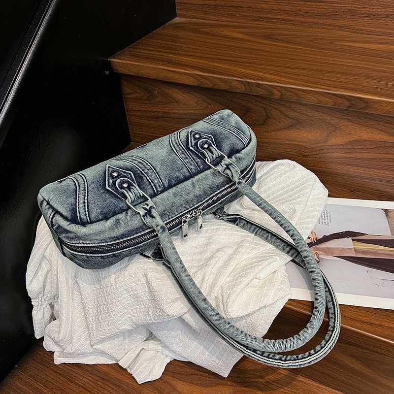 Brand Designer Denim Womens Shoulder Bag Casual Crossbody Bag Large Pillow Boston Bowling Handbag Z260317
