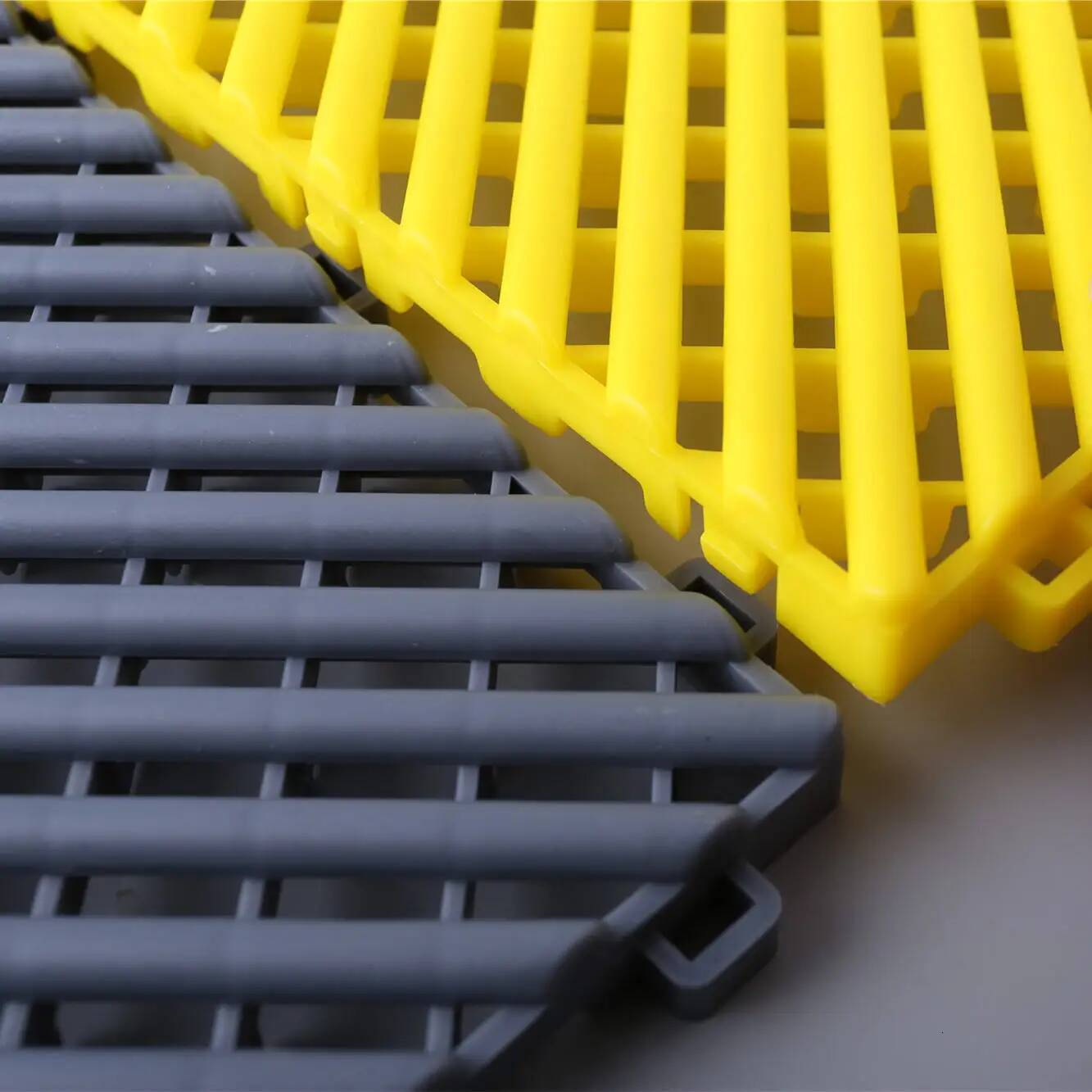 Car Wash Floor Grating, No-Dig Drain Grates for Car Washes, Plastic Interlocking Partition Panels, Grating Mats