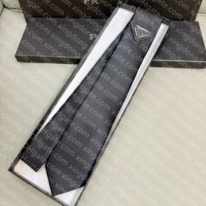 Major brand Ties Men Silk Designer Tie Hight Quality Necktie Jacquard Woven Handmade Necktie for Mens Women Wedding Casual Business NeckTies With Box
