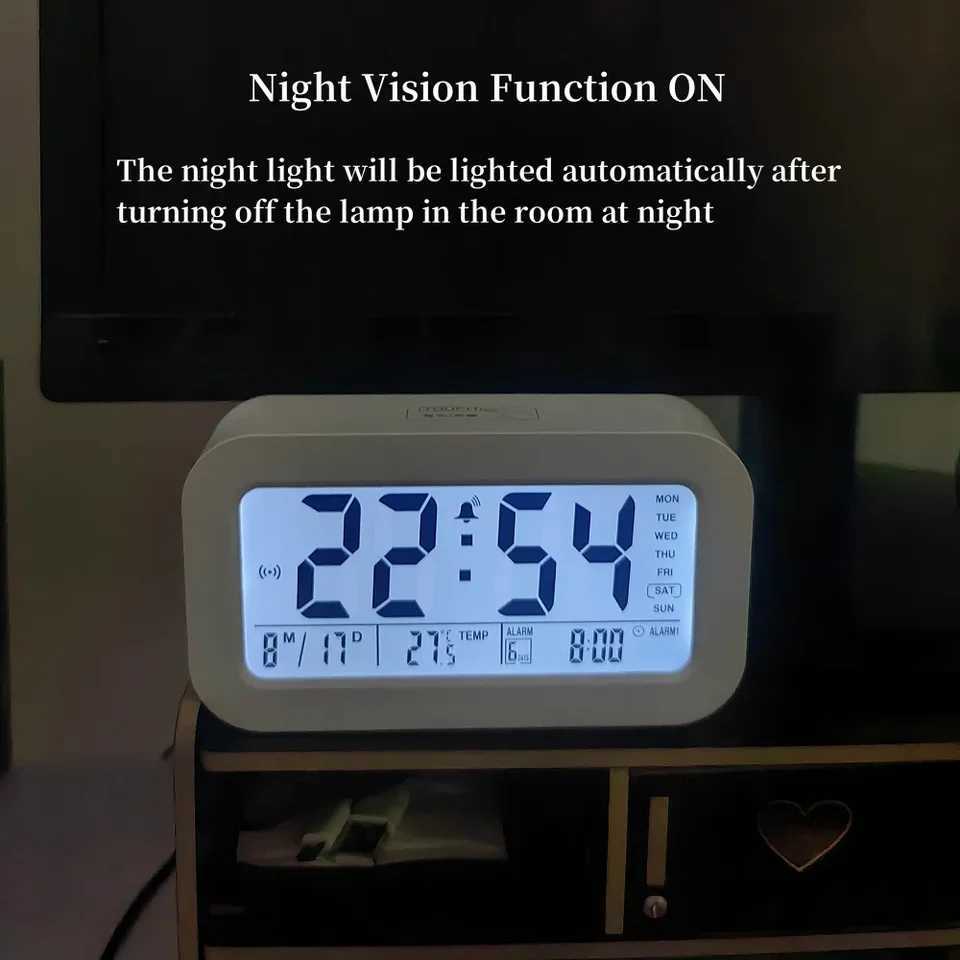 Battery Powered LCD Alarm Clock TEMP Date Week 3 Alarms Backlight Snooze Table Clock Night Vision Function12/24H Digital Clock D260318