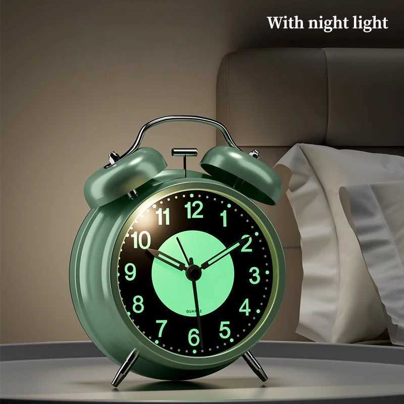 3 inch Luminous Alarm Clock Students Kids Alarm Clock Strong Wake-Up for Elderly Silent with Night Light Battery Powered D260318