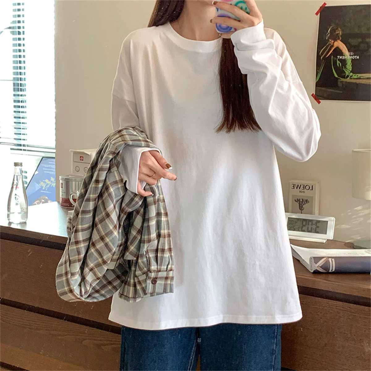 Fashion Autumn Long Sleeve T-Shirt Basic Tee Shirt Oversize Elegant Leisure Women Casual O-neck Tshirt Black White StreetwearT260317