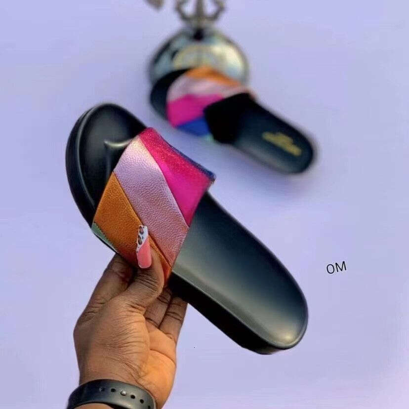 Sandals Women Sandals Summer Slipper Shoes Fashion Casual Beach Sliders Luxury Rhinestone Rainbow Slipper Casual Classic Trend Sandals ed7