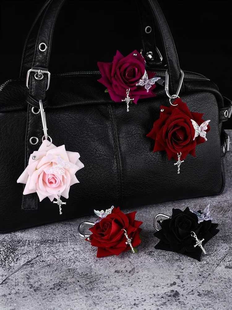 1PCS Exquisite Design Simulation Rose Flower Shape Butterfly Keychain Pendant Bag Decoration Gift H260318 - view 7