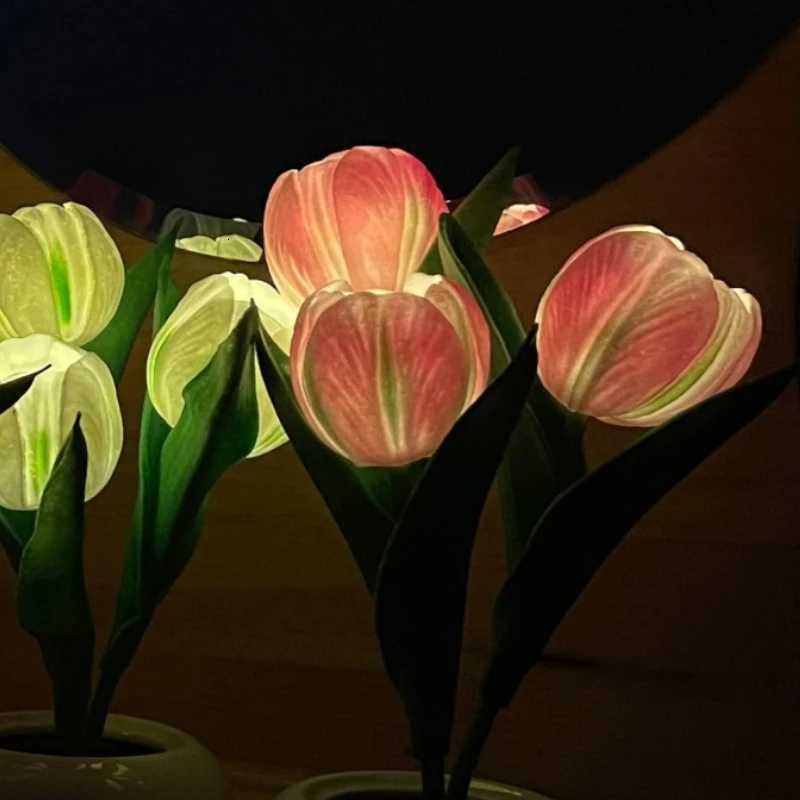LED Simulation Tulip Night Light 3 Heads with Ceramic Vase Bedroom Bedside Lamp for Home Living Room Desktop for Home Decor H260318