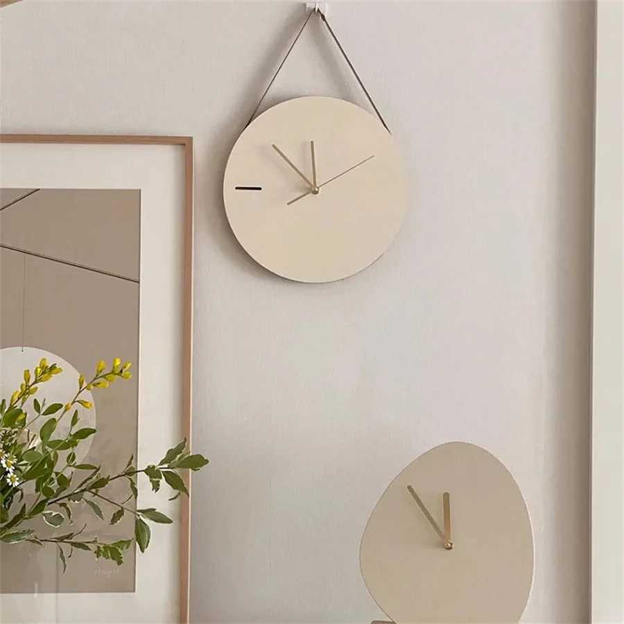 Korean style Wooden Wall Clock Minimalist Wood Silent Mute Clocks Bed Room Quartz Watch Furniture Hanging Ornaments Photo Prop D260318