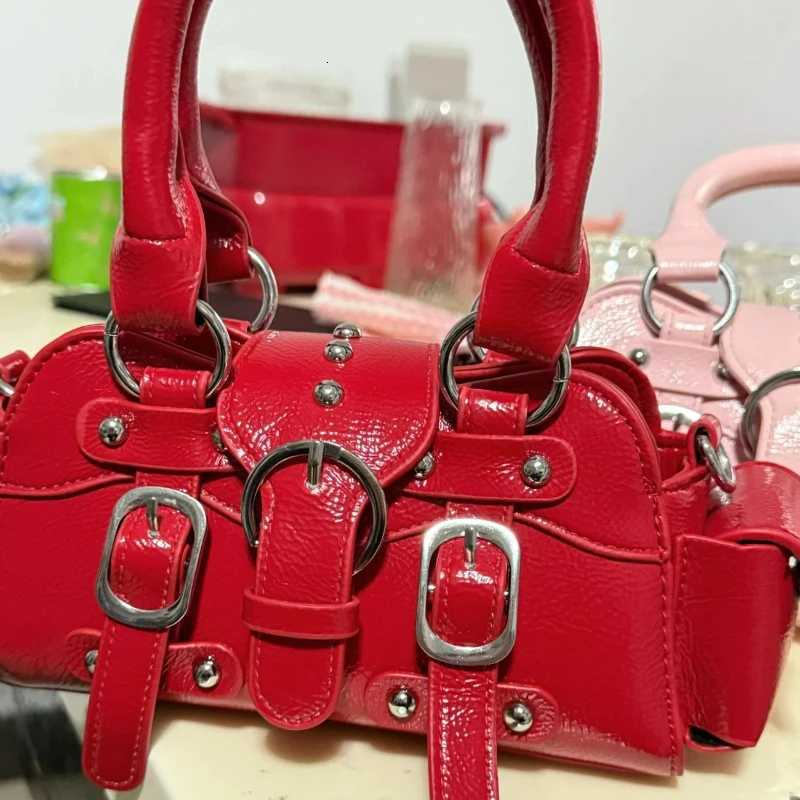 New Womens Fashion Portable Wing Bag Hot Girl Motorcycle Bag Trendy Versatile Shoulder Crossbody BagZ260317