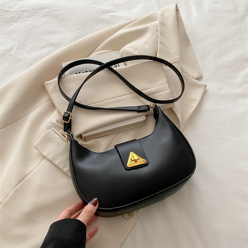 2026 simple casual popular single shoulder French retro design lid style single shoulder crossbody armpit small square bag free shipping