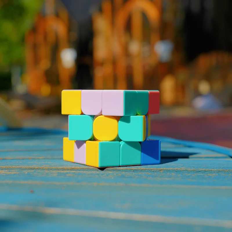 3x3 Speed Cube Magic Puzzle Kid Toy Matte Finish Professional Cube Single Magnetic Beginner Cube fBirthday Gift for Boys/Girls H260314