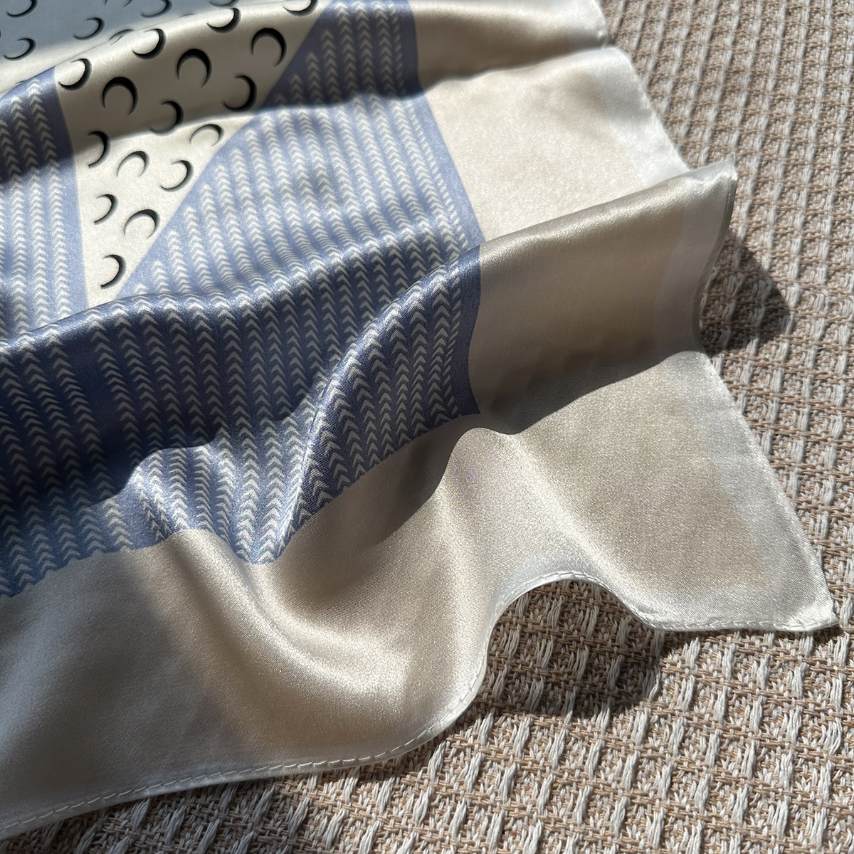 Blue Moon Quality 100% Silk Caterpillar Towel for Women - Autumn/Winter - 53cm Small Square Towel - Neck Support Scarf - Small Collar Tie Scarf