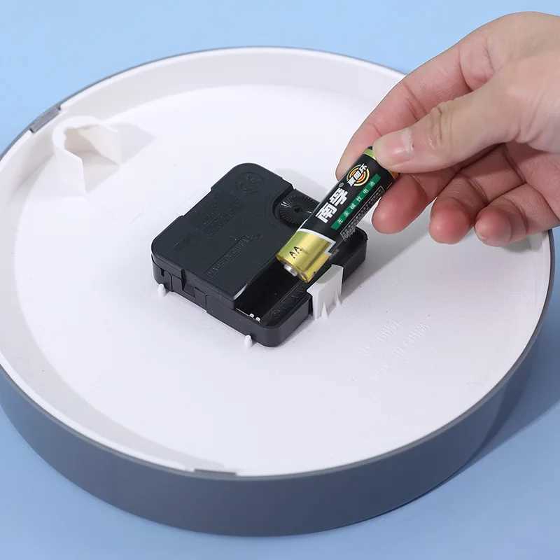 Wall Clock Plastic Round 8-Inch Simple and Stylish Digital Pointer Scale D260318