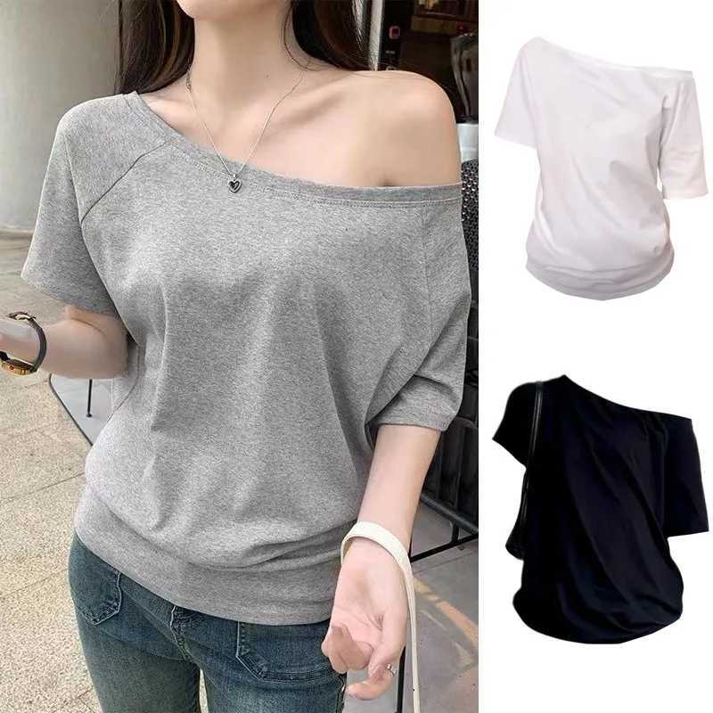 1pcs Summer Women Basic Model Solid Color T-Shirt Lady Short-Sleeved Skew Collar t-Shirt Female Street Style Sexy Slim Fit TeeT260317
