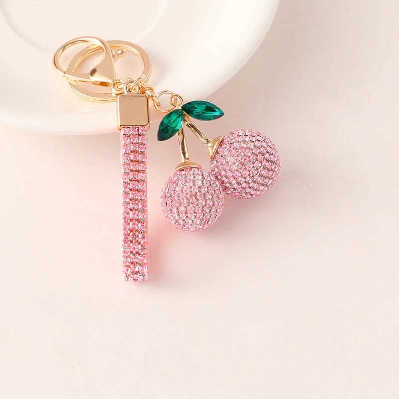 2025 New Cherry KeyChain Claw Chain Craft Full Crystal Rhinestone Womens Luxury Bags Pendant Souvenir Gifts for Family Friend H260318 - view 6