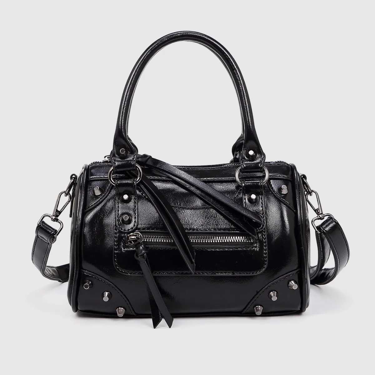 European and American Fashion Rivets Large Capacity Pillow Bag Bowling Motorcycle Handbag Single Shoulder Crossbody Womens BagZ260317