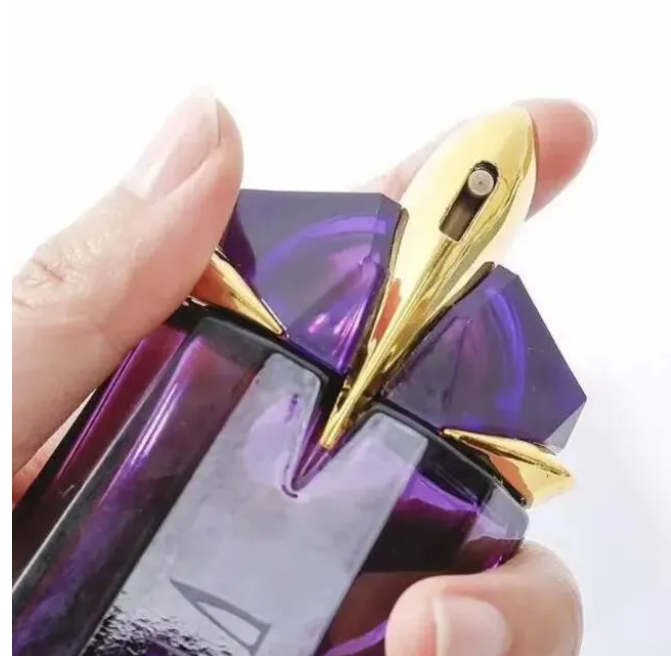 Chic Feminine Scent Blend Alien 90 ml Concentrated Perfumed Water for Her Elegant Female Essence: Durable Alien Womans 90ml eau de parfum & cologne spray