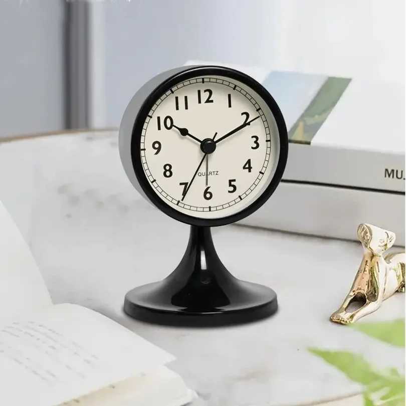 Nordic Metal Round Alarm Clock Vintage Creative Silent Table Clock Student Bedside Nightlight Clock Room Decor Home Decor D260318