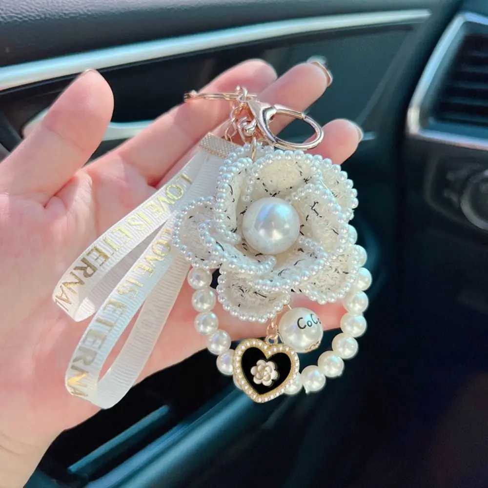 Fashion Letter Camellia Flower Keychain Key Decor Korean Pearl Flower Keyring Ornaments Accessories Bag Hanging Pendant Kids H260318 - view 6