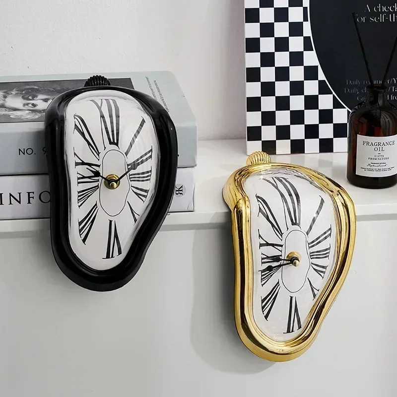 2024 New Novel Surreal Melting Distorted Wall Clocks Surrealist Salvador Dali Style Wall Watch Decoration Gift Home Garden D260318
